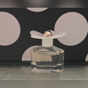✨️Marc Jacobs Daisy Mini✨️